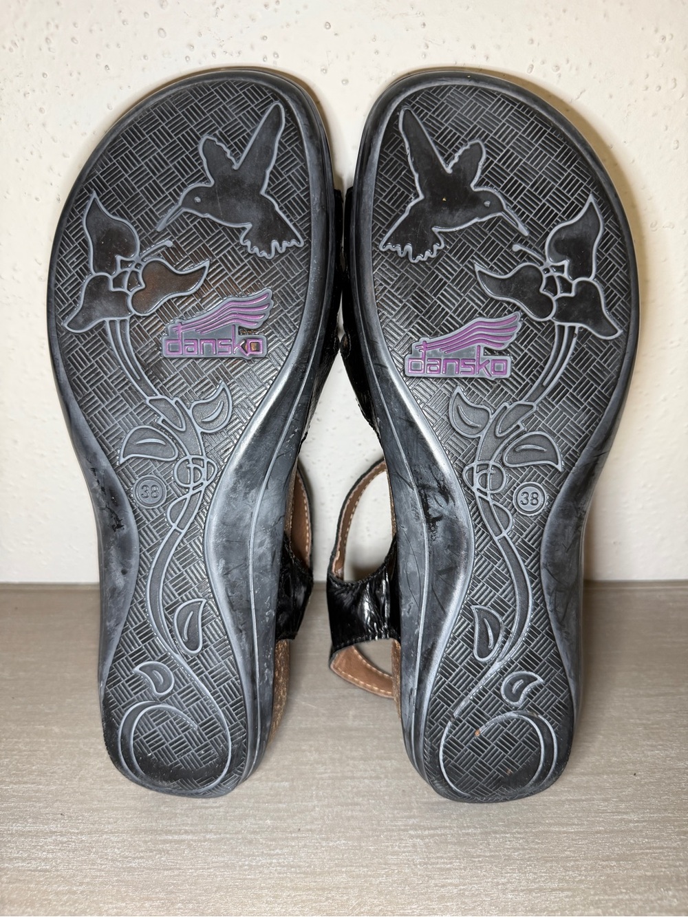 Dansko Jess Black Leather Strappy Slingback Studded Sandals Womens EU 38 US 7.5 - Picture 8 of 9